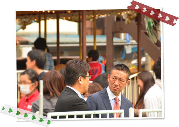 真面目に話してます